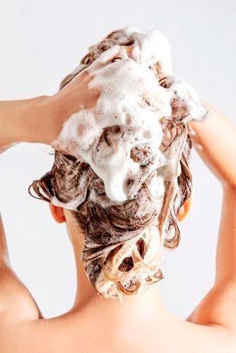 Правильное мытье волос, залог здоровой и роскошной косы.